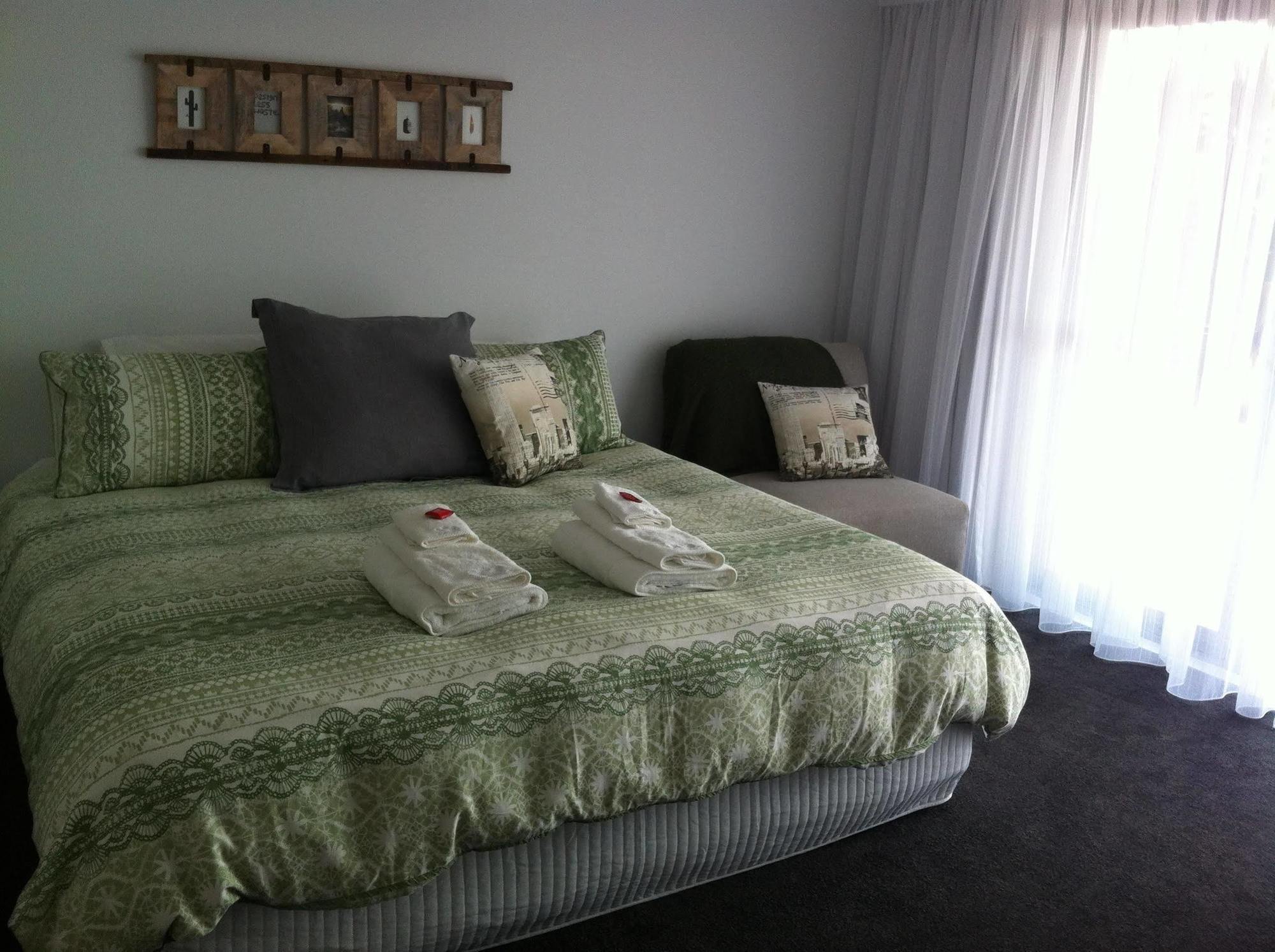 Corinella On The Esplanade Bed & Breakfast Dış mekan fotoğraf
