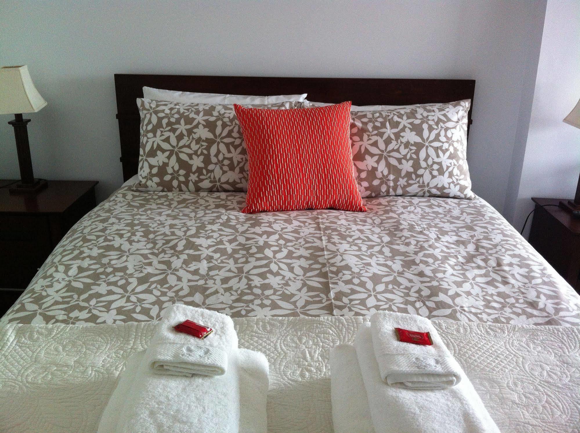 Corinella On The Esplanade Bed & Breakfast Dış mekan fotoğraf